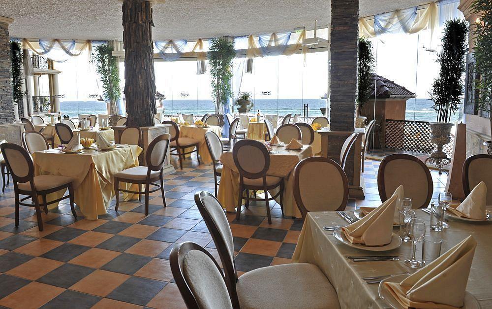 Atrium Beach Hotel Elenite Εξωτερικό φωτογραφία
