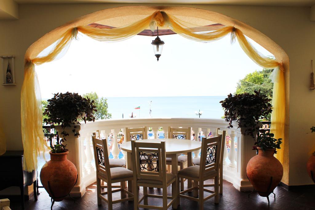 Atrium Beach Hotel Elenite Εξωτερικό φωτογραφία