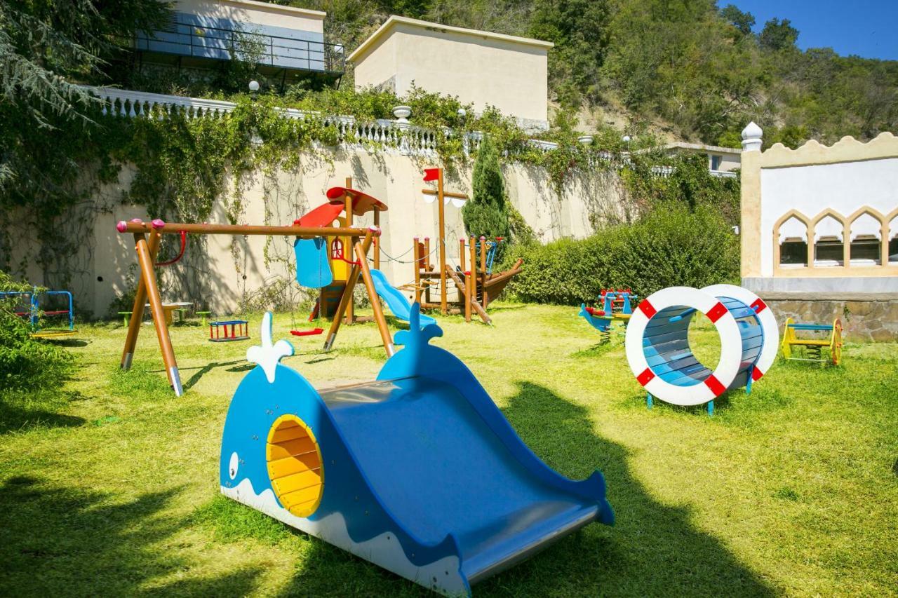 Atrium Beach Hotel Elenite Εξωτερικό φωτογραφία