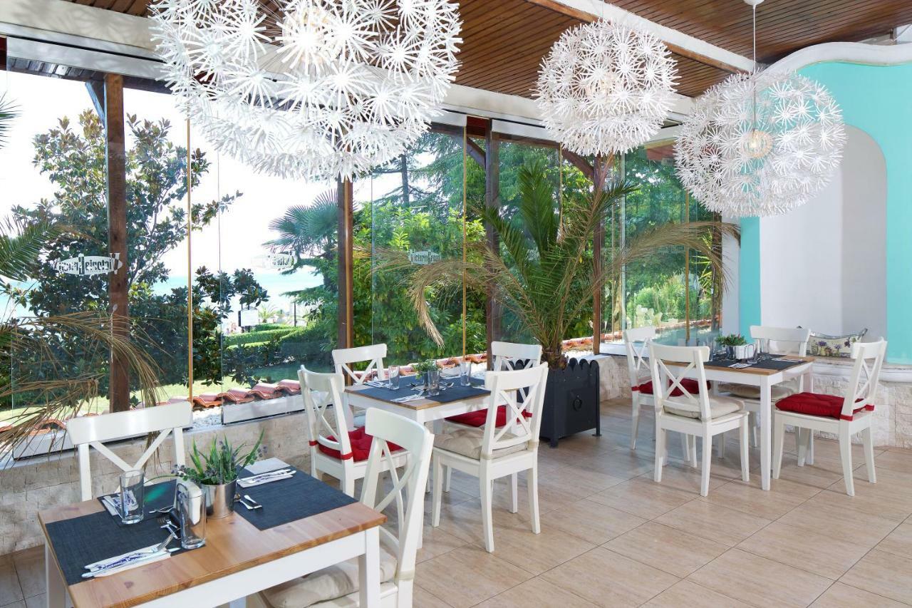 Atrium Beach Hotel Elenite Εξωτερικό φωτογραφία